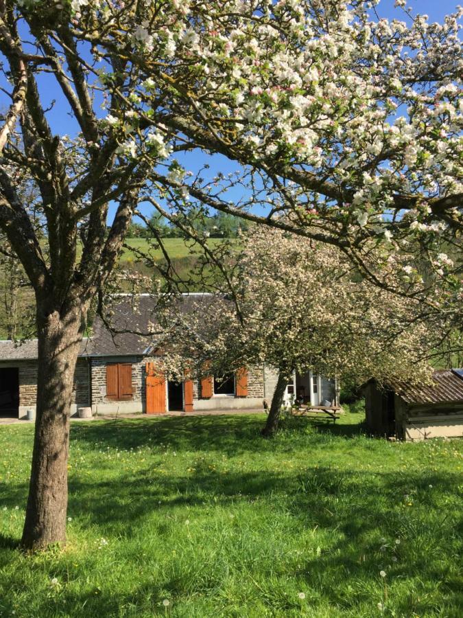 La Petite Maison O Bord De L'Eau Bernieres-le-Patry Bagian luar foto